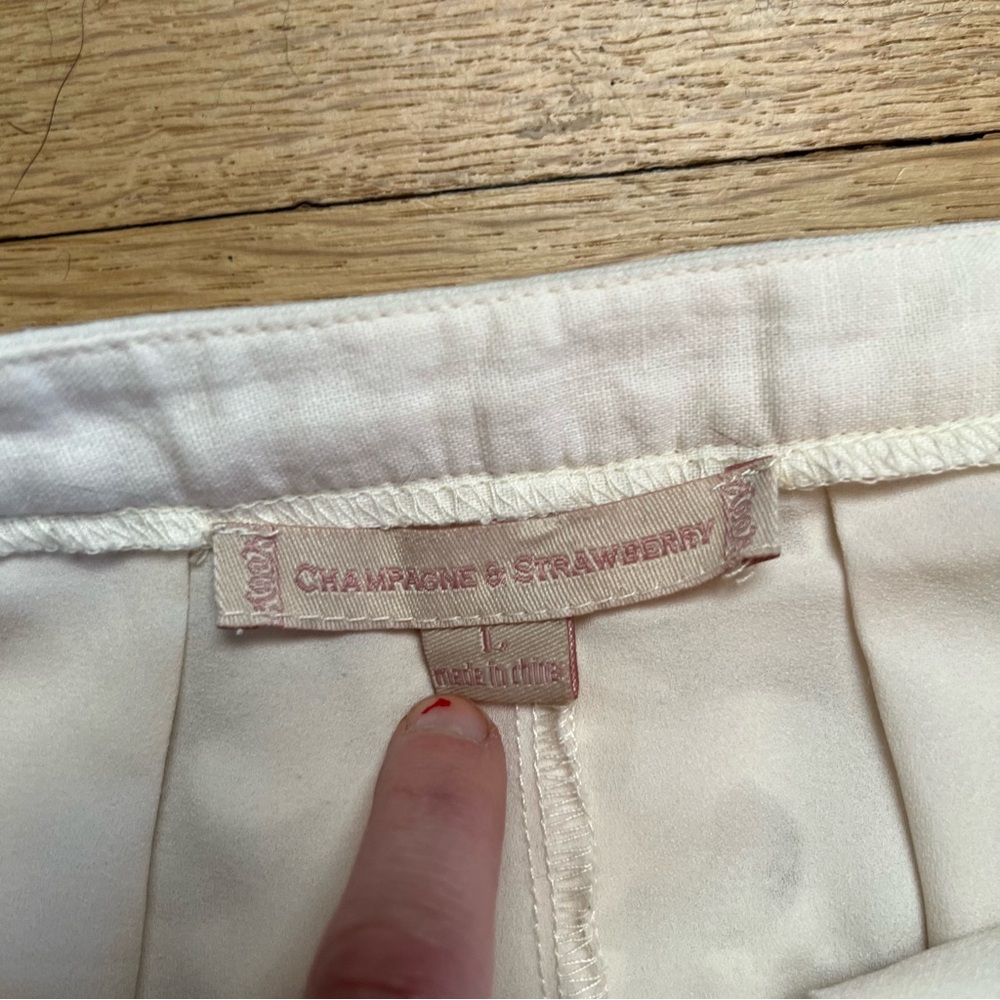 Women’s Cream Lace A-Line Skirt - Picture 3 of 5